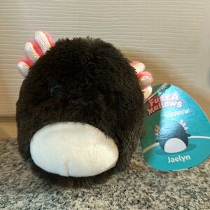 NWT 5”Jaelyn Axolotl Fuzzamallow Squishmallow